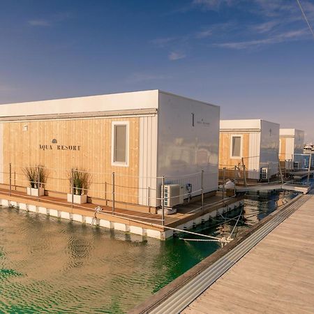 Aqua Resort Giulianova - Houseboat Experience エクステリア 写真