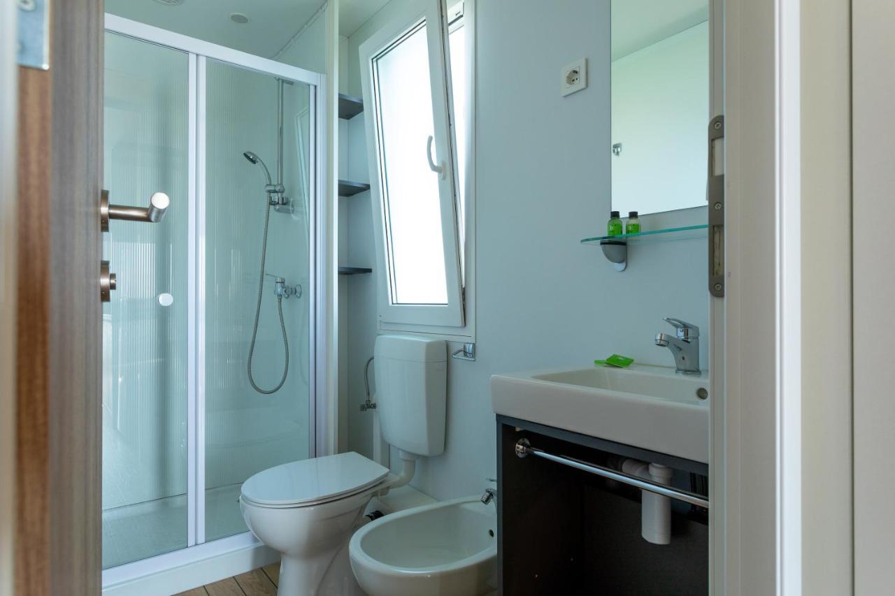 Aqua Resort Giulianova - Houseboat Experience エクステリア 写真